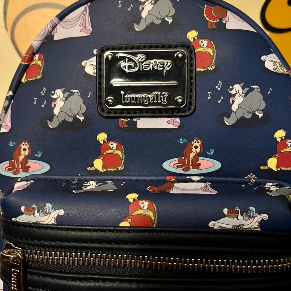 NWT - Adorable Loungefly Disney Princess Dogs mini backpack and coinpurse